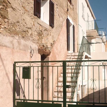Lovely Apartment In Pietranera With Wifi Extérieur photo