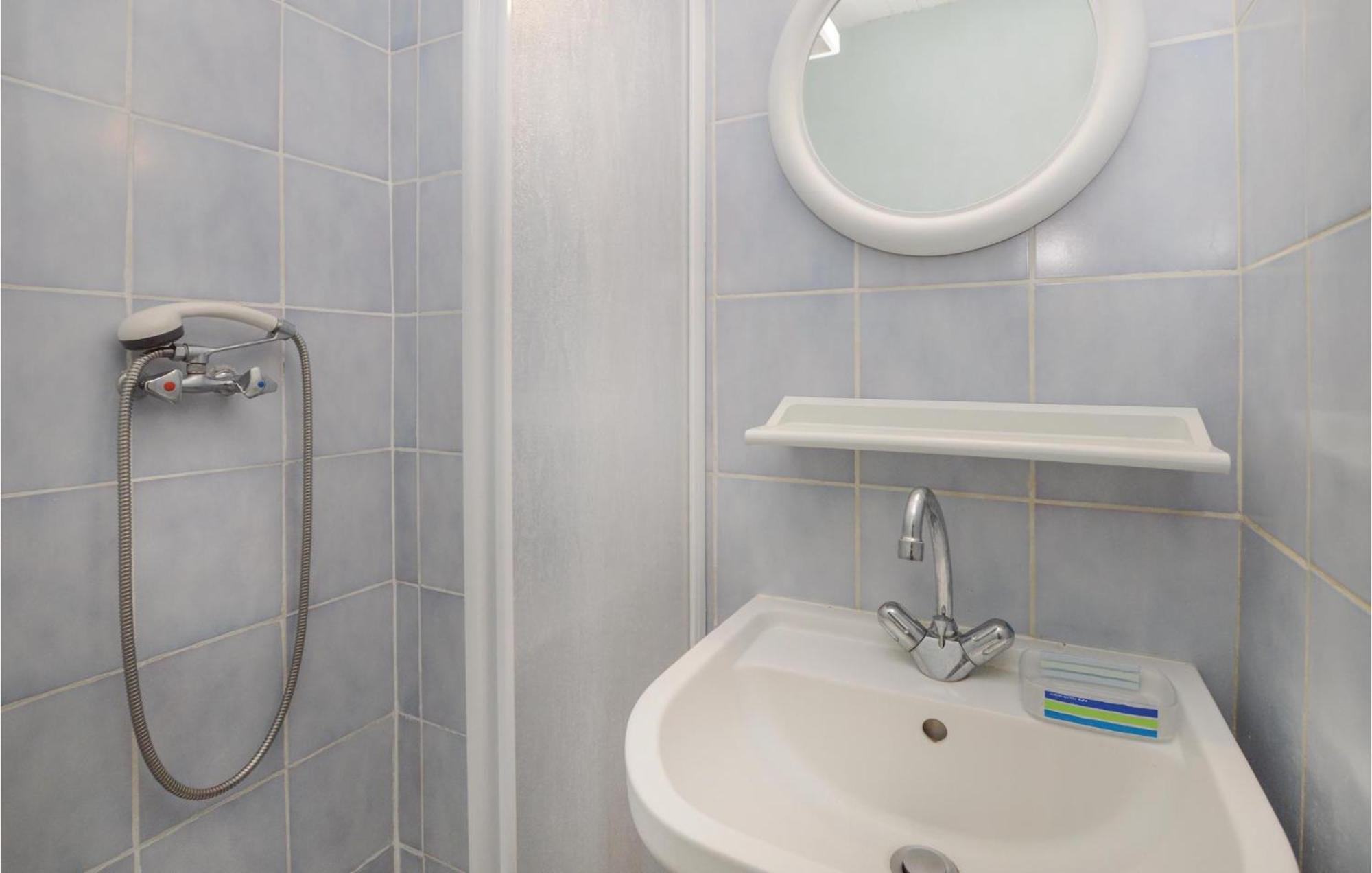 Lovely Apartment In Pietranera With Wifi Extérieur photo