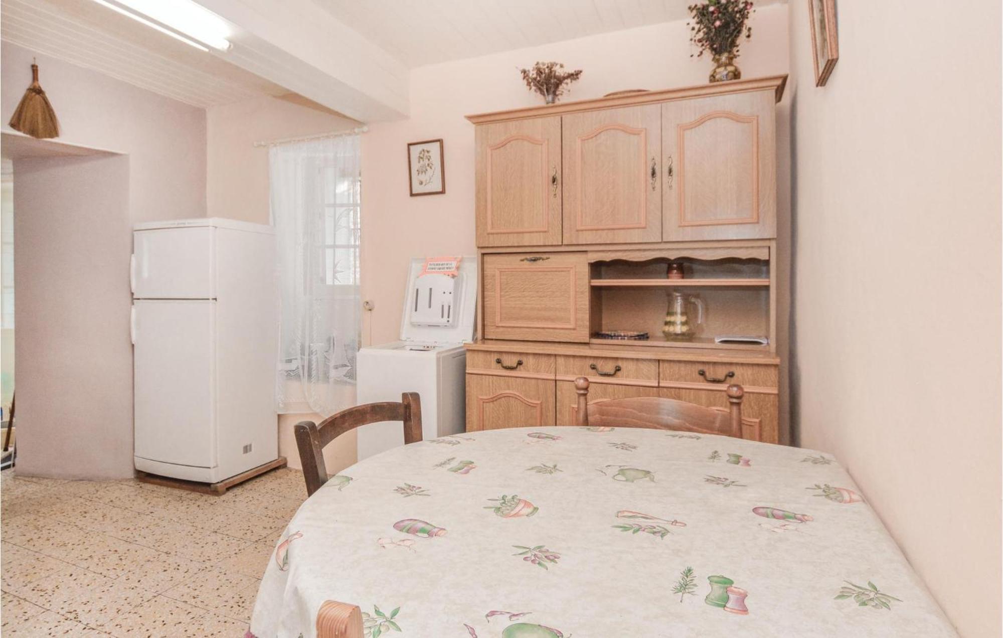 Lovely Apartment In Pietranera With Wifi Extérieur photo