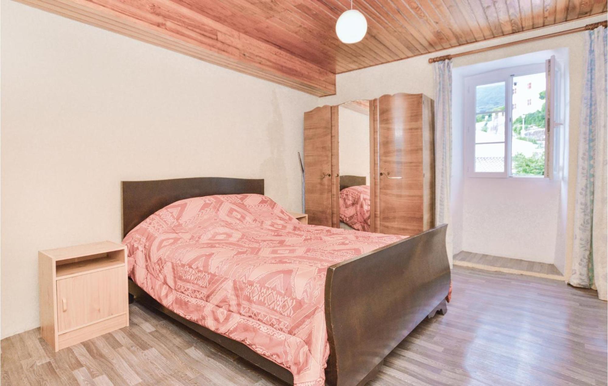 Lovely Apartment In Pietranera With Wifi Extérieur photo